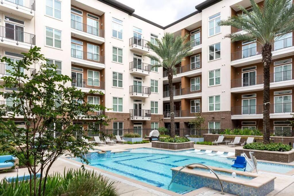 יוסטון Luxury Apartment With King Bed And Pool And Free Parking 4 מראה חיצוני תמונה
